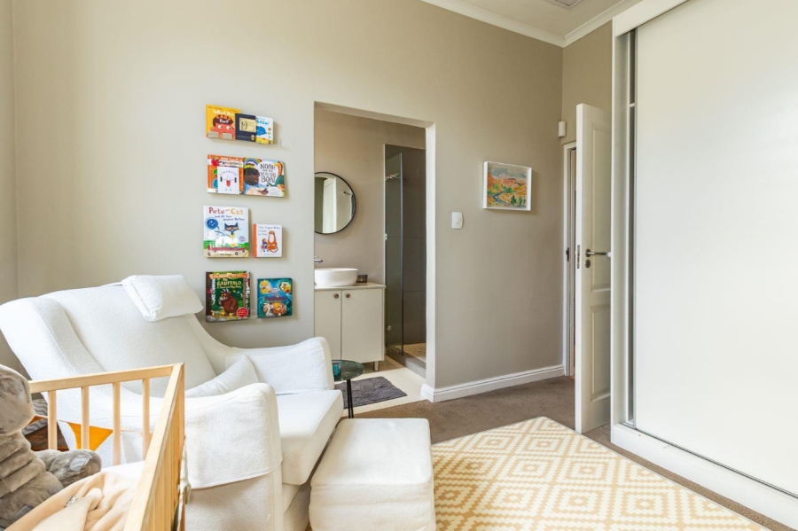 To Let 2 Bedroom Property for Rent in Sea Point Western Cape